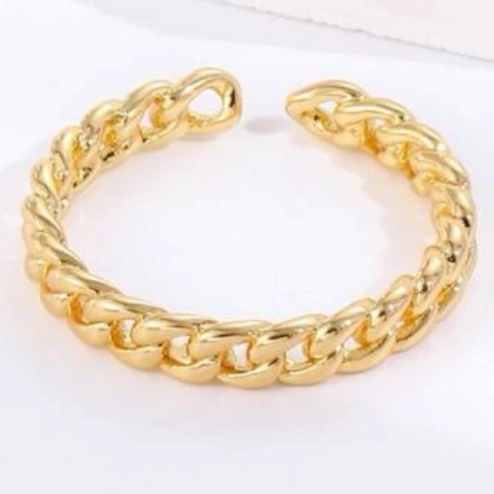 Brand New Chain Design Cuff Ring (free sized for larger fingers)
